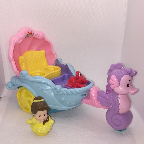 Fisher Price Little People Little Mermaid Ariel's Musical Carriage and 1… - Picture 7 of 10